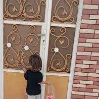 درب سالن خونه
