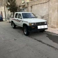 تویوتا هایلوکس