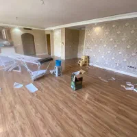 بازسازی کاغذدیواری و برچسب نقاشی ساختمان