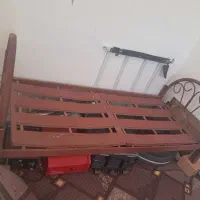تخت خواب یک نفره فلزی