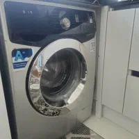 یک دستگاه لباسشویی سامسونگ ۶کیلویی .