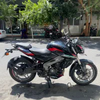 موتور NS 200