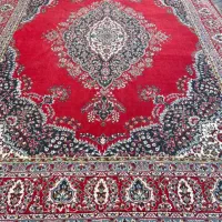 یه تخته فرش ۱۲ متری رنگ قرمز