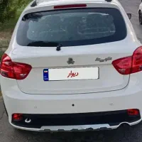 ماشین کوئیک مد1403بدون رنگ شاسی سالم فقط پشت چراغ
