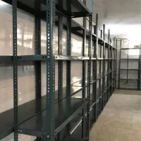 قفسه فلزی