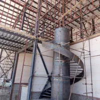 داربست بندم هستم درخدمت شما هستم