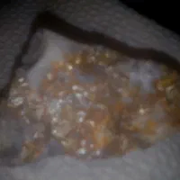 سنگ بانقاط ریز طلا