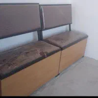 نیمکت فلزی
