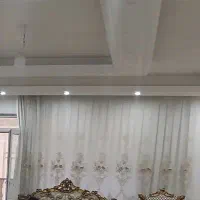 پرده چهارمترونیم و دکور و یک پرده کرکره ای
