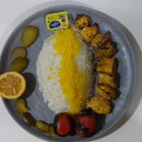انواع غذاهای سنتی با بهترین کیفیت و قیمت