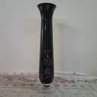 گلدان پایه دار