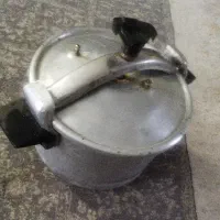 زودپز قابلمه ای