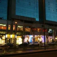 اجاره مغازه 200متر خیابان امام خمینی