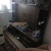 یک میز تلویزون درحد نو