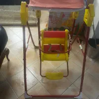 تاب کودک داخل خانه