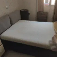 تخت و خوش خواب