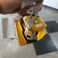 ابزار توقف سقوط پتزل