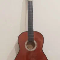 گیتار کلاسیک در حد نو