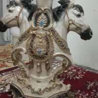 مجسمه اسب