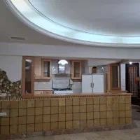 فروش آپارتمان ۱۳۰ متری ، ۲ خوابه . طبقه اول