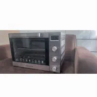 یک دستگاه توستر استفاده نشده نو