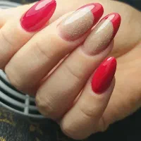 کاشت ناخن حرفه ای باقیمت خیلی مناسب در شهرک فاز یک