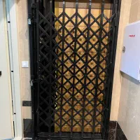 فروشنده تلفنی خانوم بازاریاب تلفنی