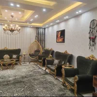 مبل نیم سلطنتی 7 نفره با میز