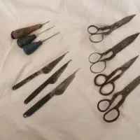 قیچی و چاقوی فرش