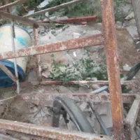 جا کولر پنجره ای قدیمی خیلی خیلی محکم