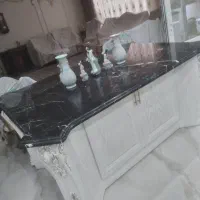 میز سنگی جزیره