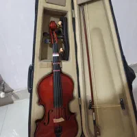 ویولن آماتی ۱۰۰