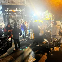 کارگر میوه و فروش سیار