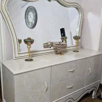 آینه و کنسول