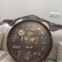 ساعت دیواری چوبی