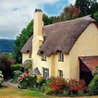 فروش خانه ویلایی نیاز به باز سازی