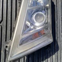 چراغ جلو کامیون کشنده ولو fh500