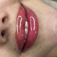 خدمات ارایش دائم صورت و تتو بدن