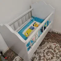 تخت نوزاد