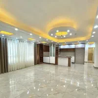 ۷۲متر/غرق نور/لاکچری/پارکینگ/سند تکبرگ