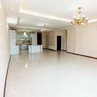 ۱۳۳متر روبه افتاب آسانسور دار شیک وخوش نقشه