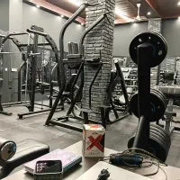 مربی باشگاه بدنسازی