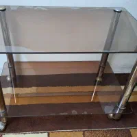 میز شیشه ای چرخ دار