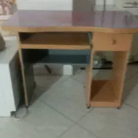 میز کامپیوتر