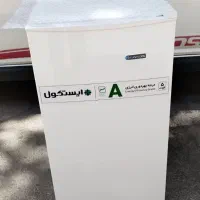 یخچال فریزر ایستکول پنج فوت