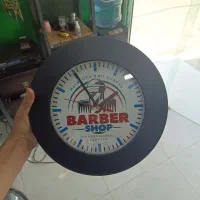 ساعت دیواری آرایشگری