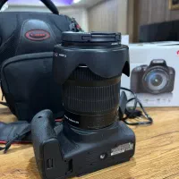 دوربین کنون800dبالنز135-18