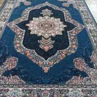 فرش گـل‌ابریشم**/ بسیار خوش‌نقشه و باکیفیت