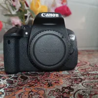 دوربین کانن700d