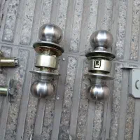 دستگیره هتلی گرد ، قفل در چوبی